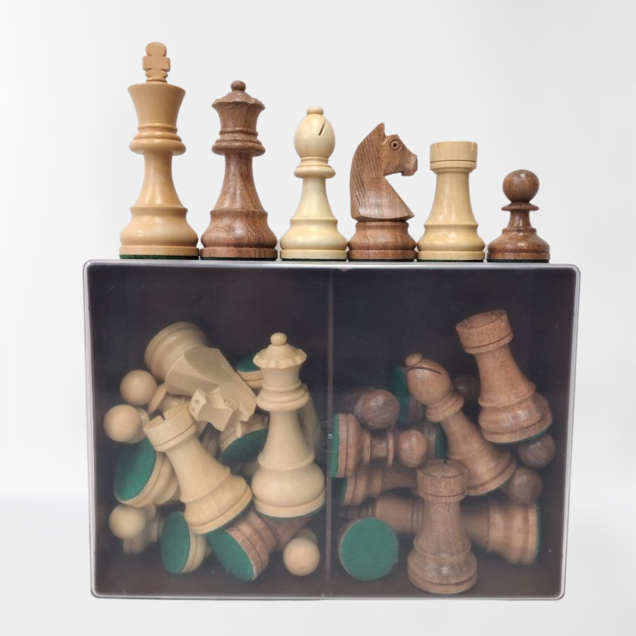 כלי שחמט סטאונטון אוניברסלי 95 מעץ שישם בקופסת פלסטיק ללא לוח. מק''ט 4045
