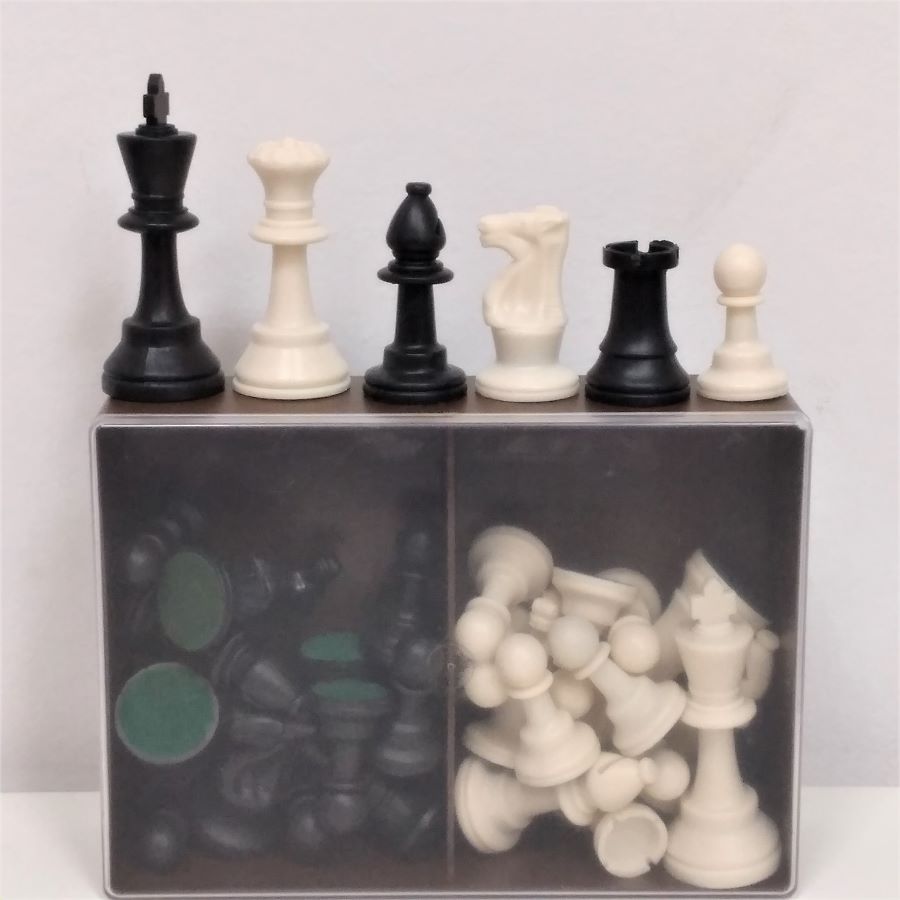 Weighted plastic chess Set 95 mm without board