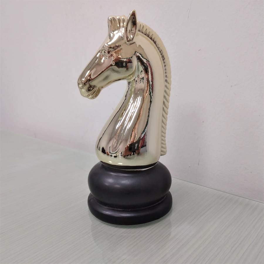 Decorative chess piece for  decoration ( 17 cm tall knight )