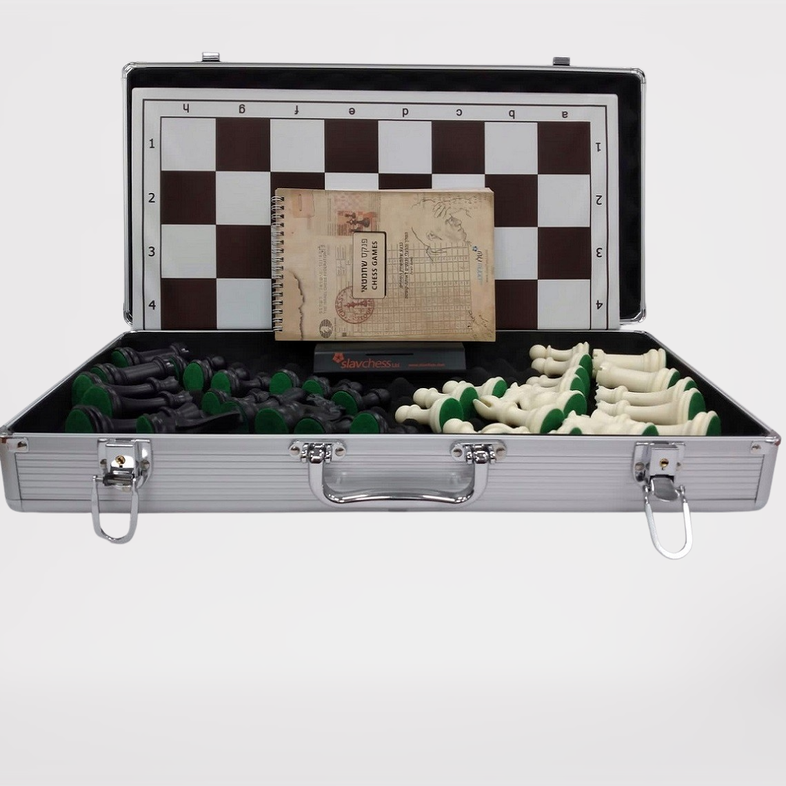 Aluminum case for chessmen and chess board. Model 8014